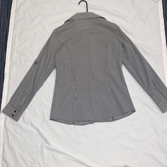 Como stretch striped button up - Picture 2 of 2